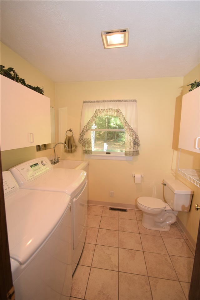 9518 West Hepton Road Nappanee, IN 46550 - Photo 31 of 34 Gallery Image 31