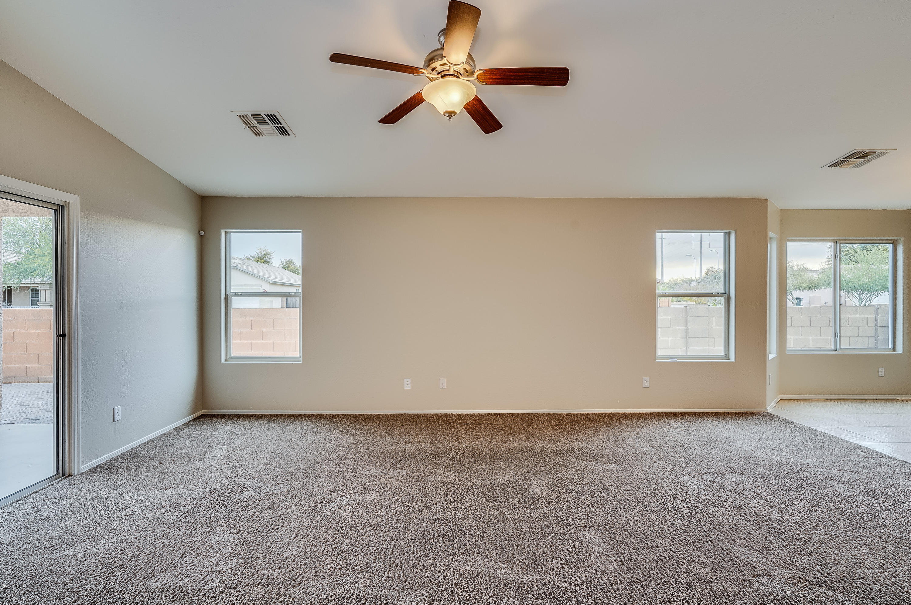 9518 West Heber Road Tolleson, AZ 85353 - Photo 11 of 28 photo_11