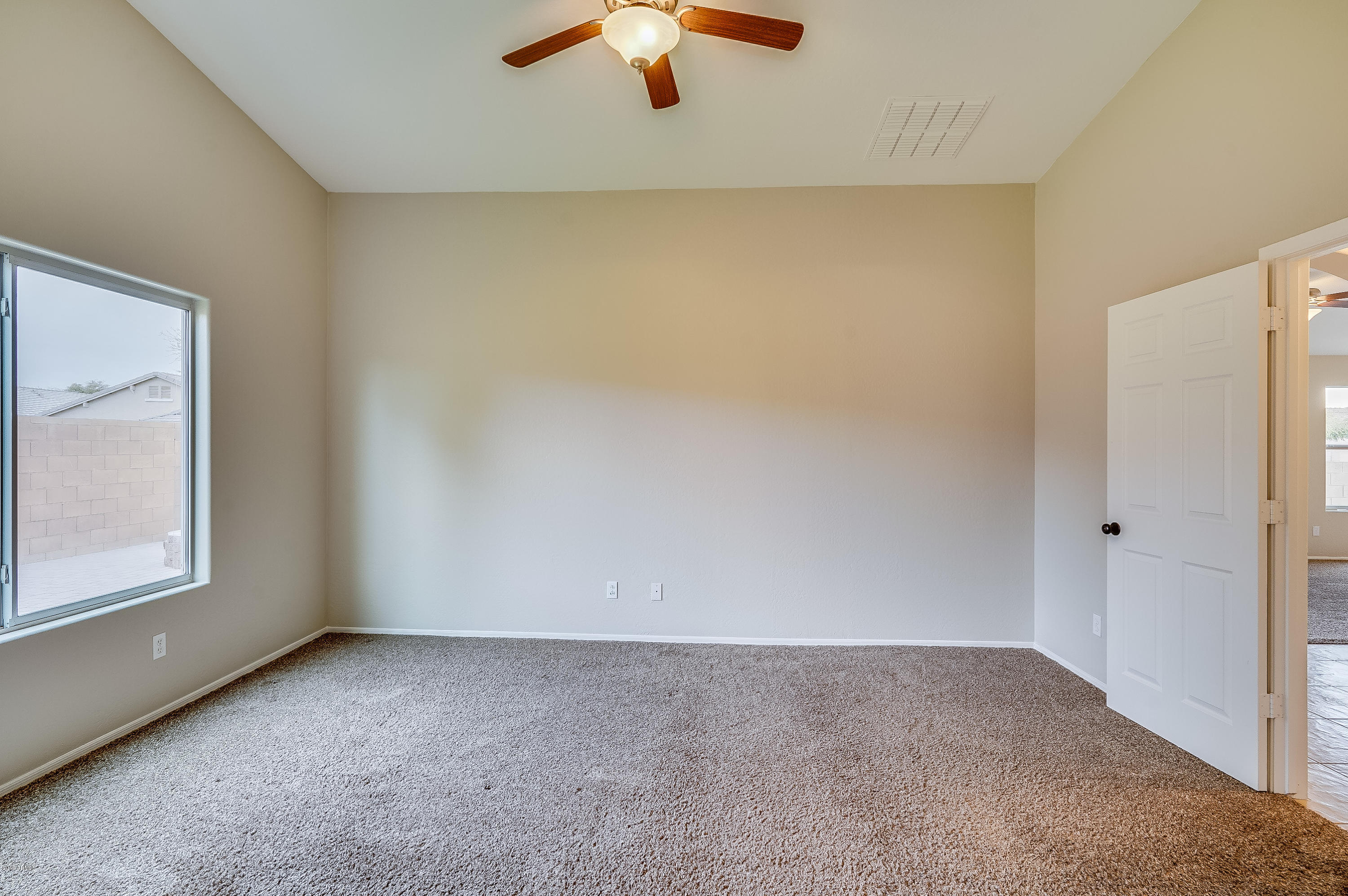 9518 West Heber Road Tolleson, AZ 85353 - Photo 15 of 28 photo_15