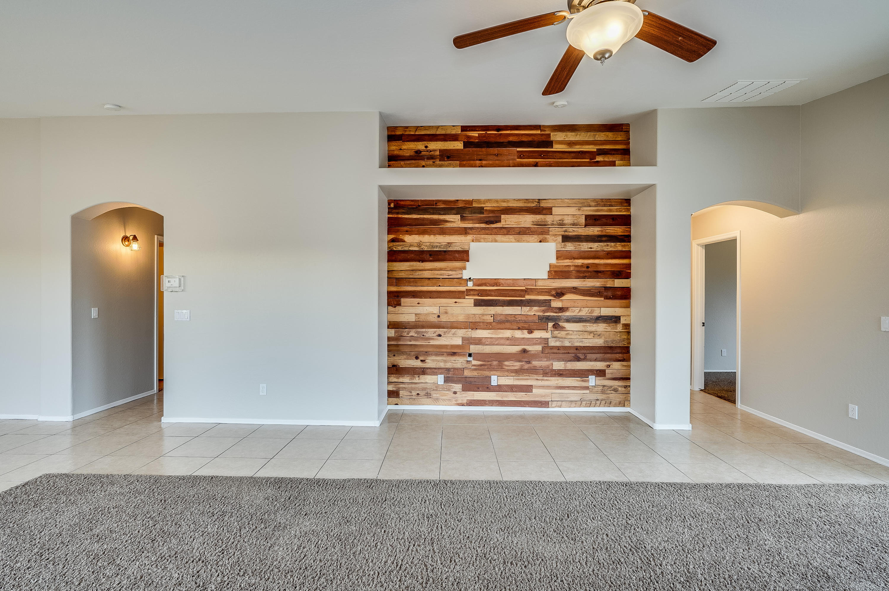 9518 West Heber Road Tolleson, AZ 85353 - Photo 10 of 28 photo_10