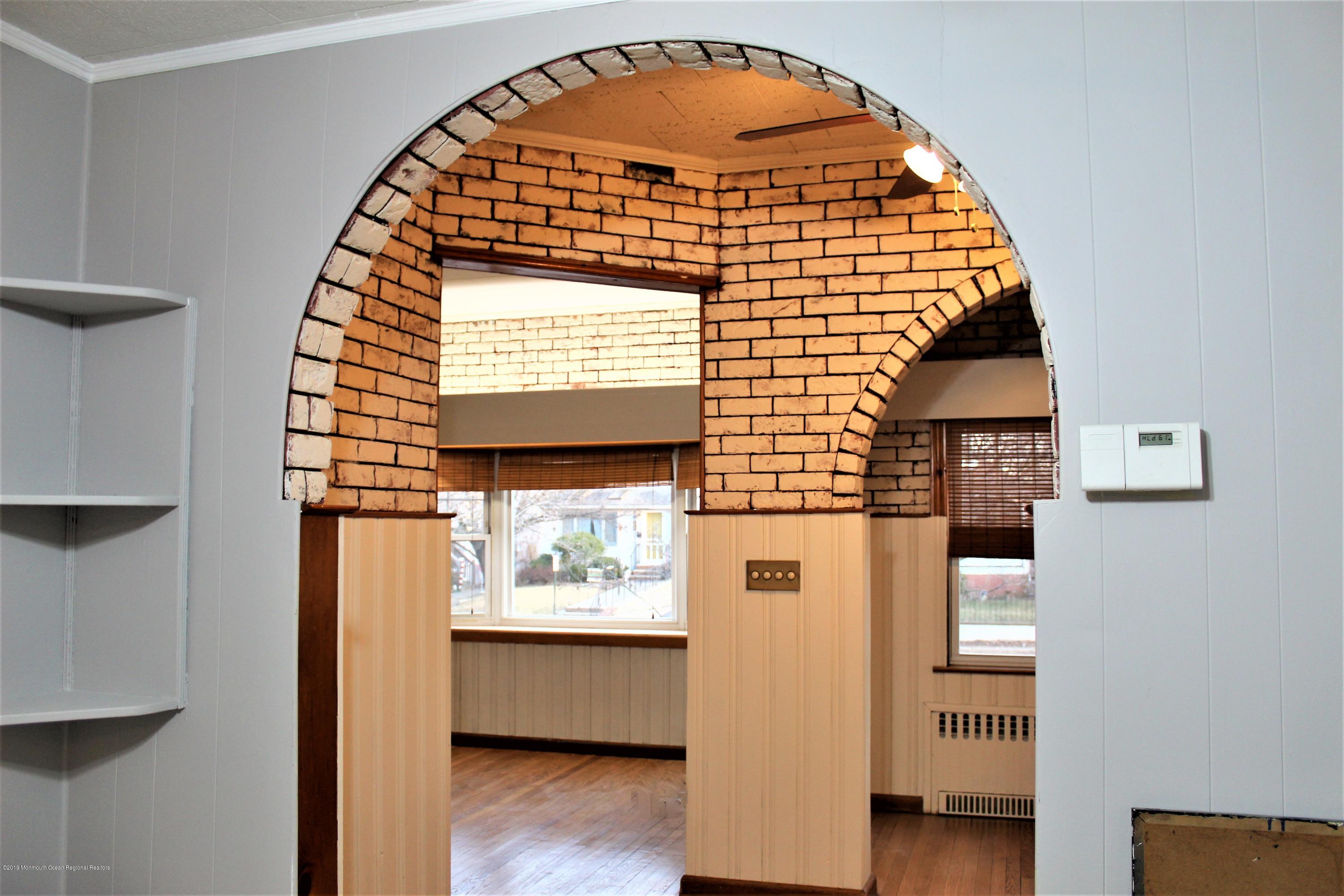 221 Maple Place Keyport, NJ 07735 - Photo 16 of 21 13