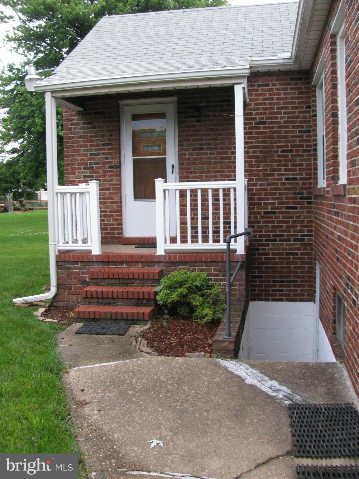 1914 Sunberry Road Baltimore, MD 21222 - Photo 4 of 20 Exterior (General)