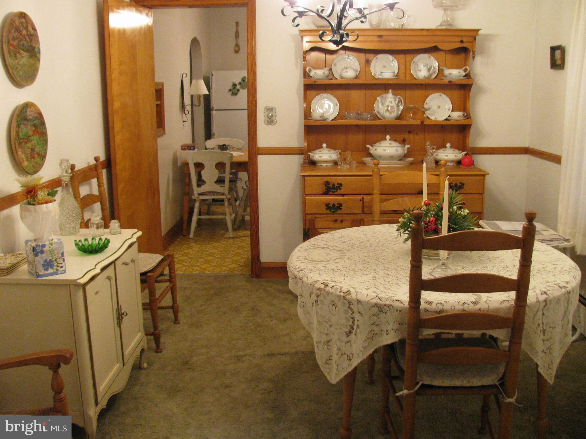 1914 Sunberry Road Baltimore, MD 21222 - Photo 8 of 20 Dining Room