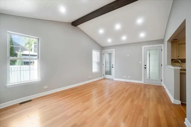 $439,900 | 14 Buchanan Lane, Streamwood, IL 60107