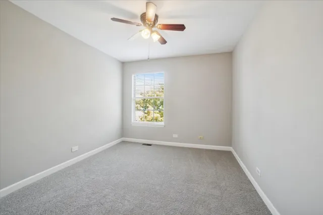 $439,900 | 14 Buchanan Lane, Streamwood, IL 60107