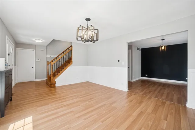 $439,900 | 14 Buchanan Lane, Streamwood, IL 60107