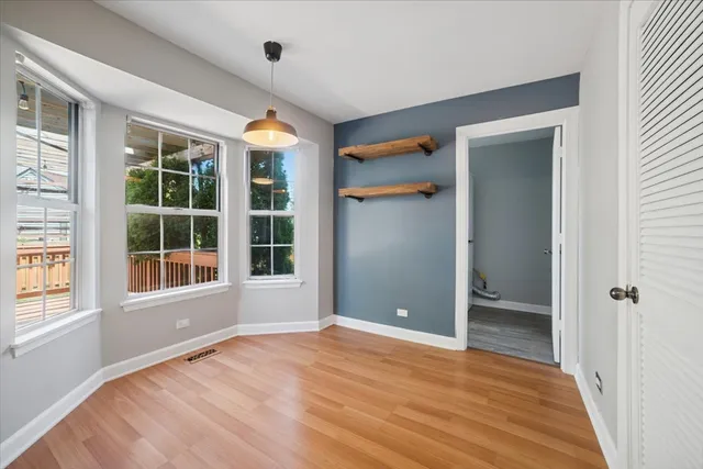 $439,900 | 14 Buchanan Lane, Streamwood, IL 60107