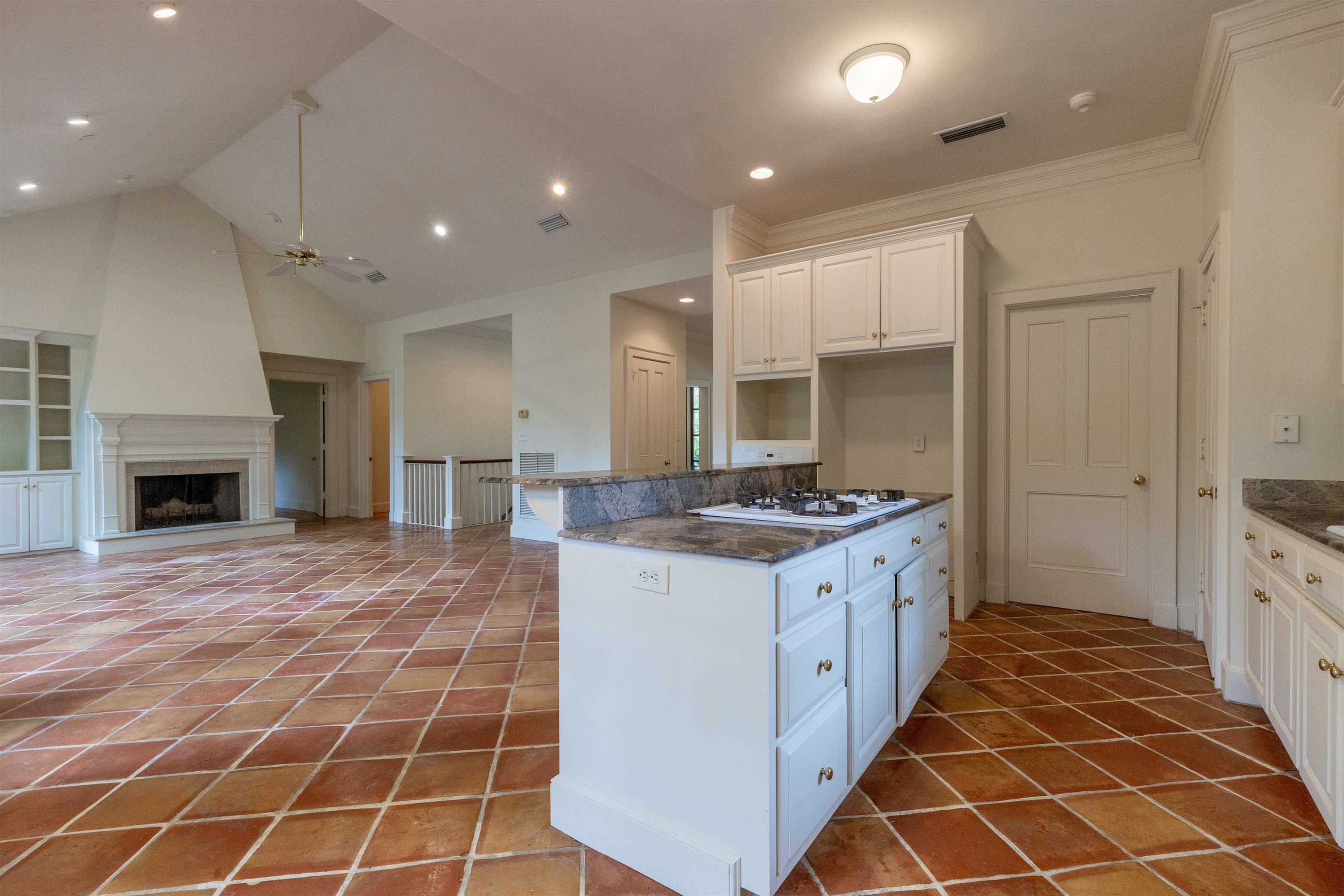 51 North Church Street Fairhope, AL 36532 - Photo 9 of 28 Kitchen
