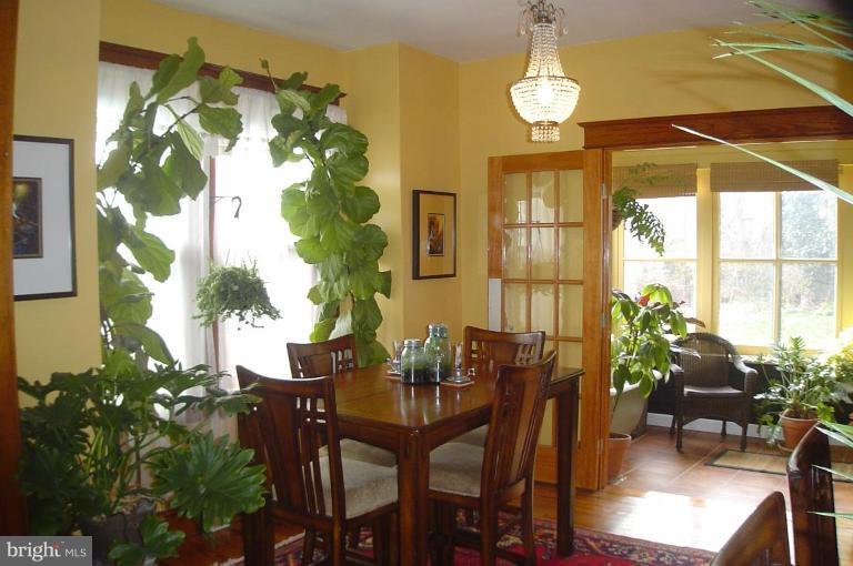 3813 Ridgecroft Road Baltimore, MD 21206 - Photo 4 of 21 Dining Room