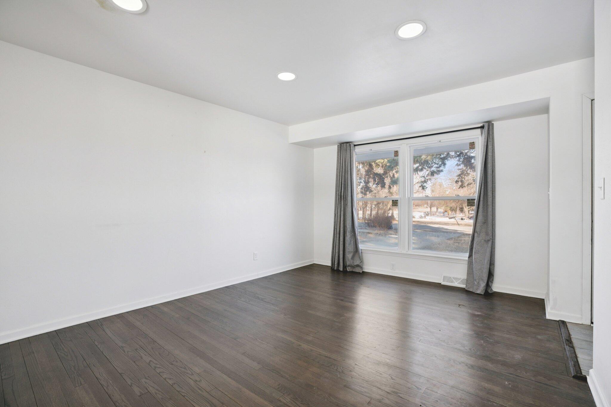 4450 55th Avenue Somers, WI 53144 - Photo 10 of 42 10-web-or-mls-55th Ave-S1202-010