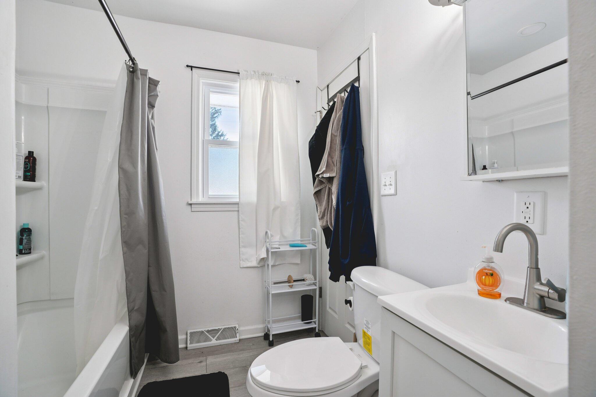 4450 55th Avenue Somers, WI 53144 - Photo 18 of 42 18-web-or-mls-55th Ave-S1202-018