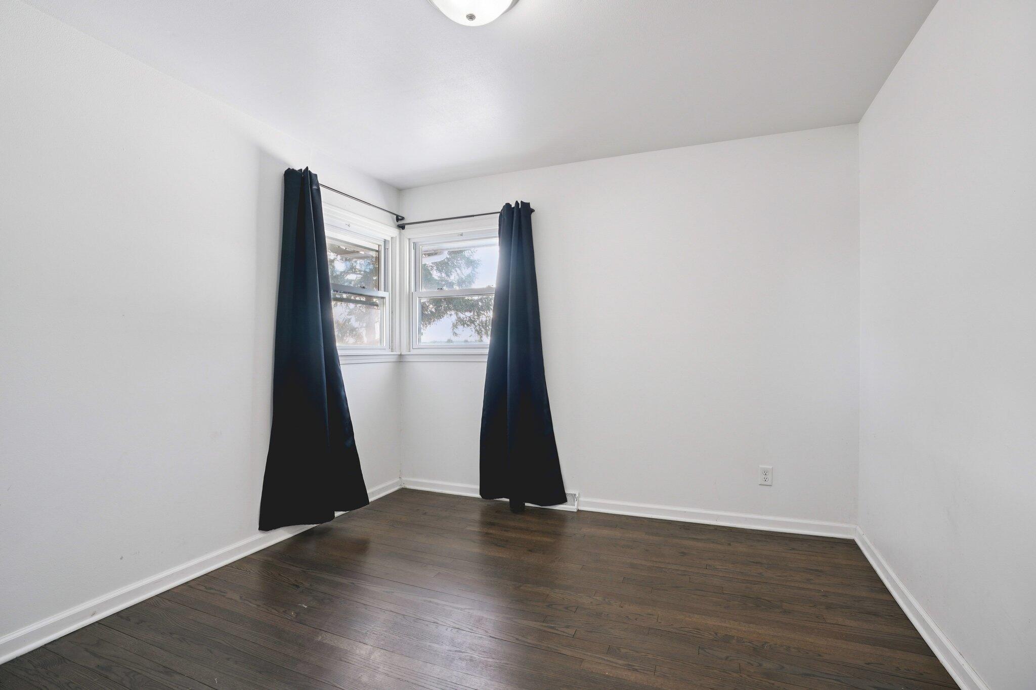 4450 55th Avenue Somers, WI 53144 - Photo 19 of 42 19-web-or-mls-55th Ave-S1202-019