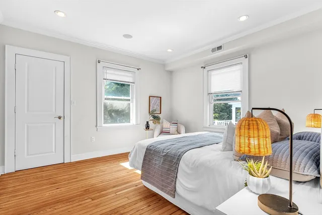 $1,495,000 | 32 Copley Street, Unit 2, Cambridge, MA 02138