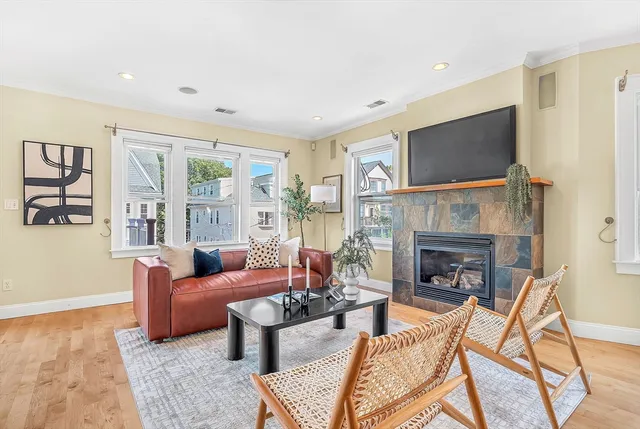 $1,495,000 | 32 Copley Street, Unit 2, Cambridge, MA 02138