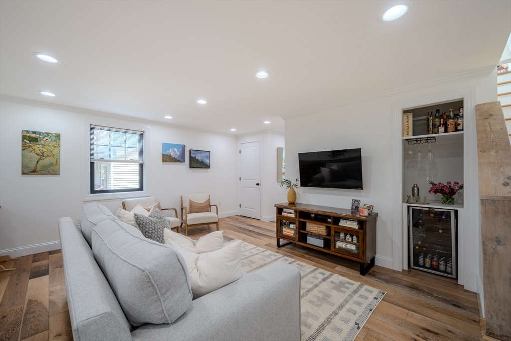 11 Rice Street, Unit 1 Salem, MA 01970 - Photo 9 of 28 Gallery Image 9