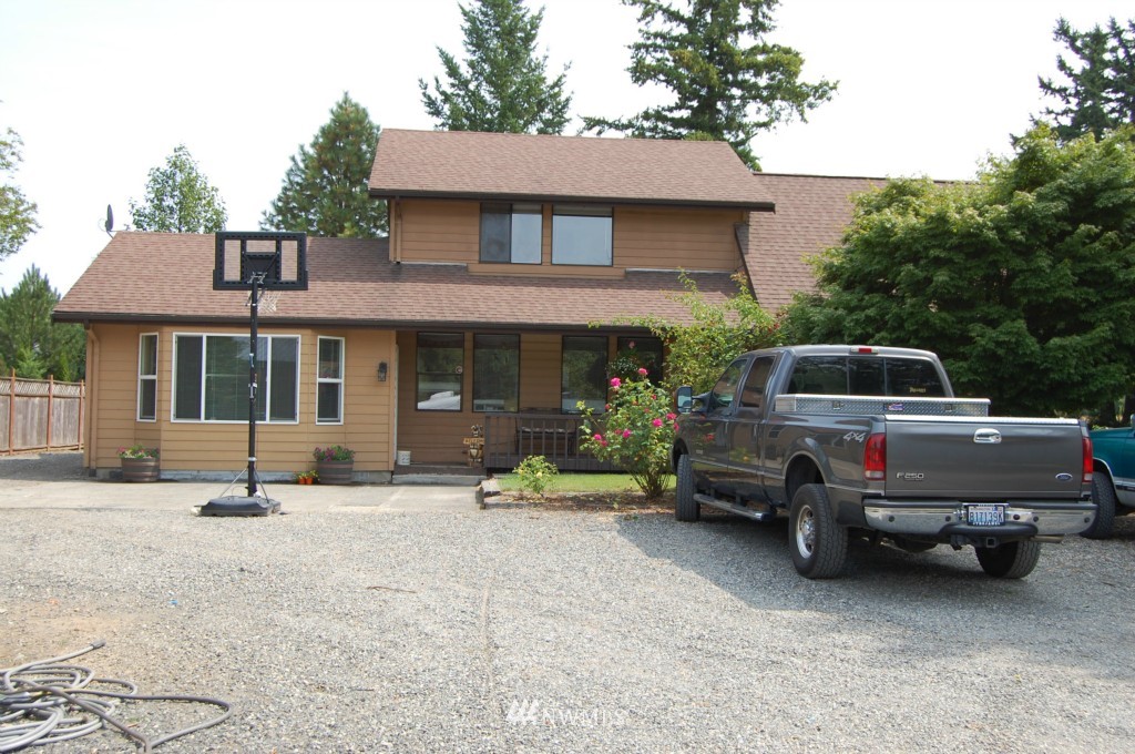 4972 Hackett Road Bellingham, WA 98226 - Photo 2 of 15