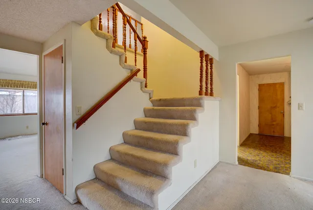 $649,000 | 121 Harsin Lane, Santa Maria, CA 93455