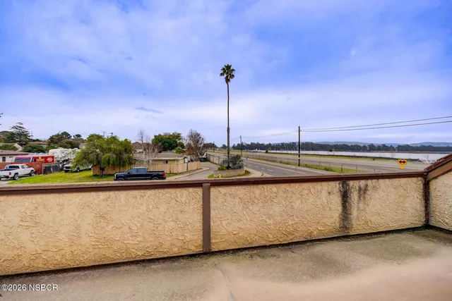 $649,000 | 121 Harsin Lane, Santa Maria, CA 93455