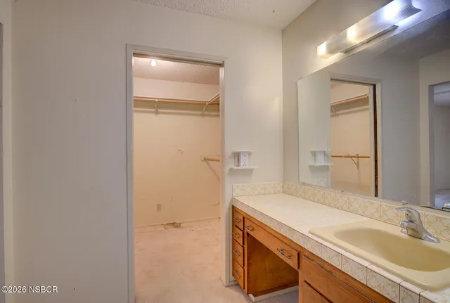 $649,000 | 121 Harsin Lane, Santa Maria, CA 93455