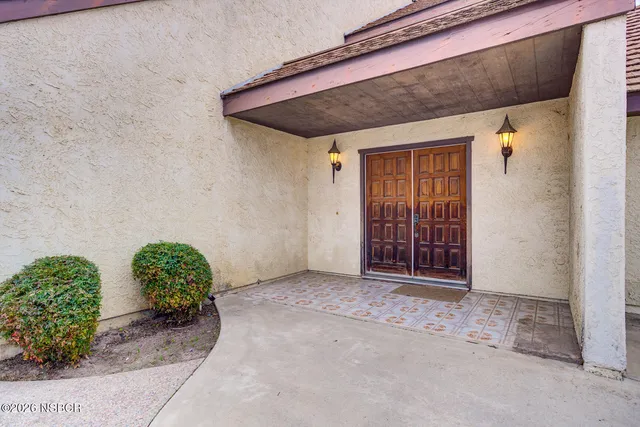 $649,000 | 121 Harsin Lane, Santa Maria, CA 93455