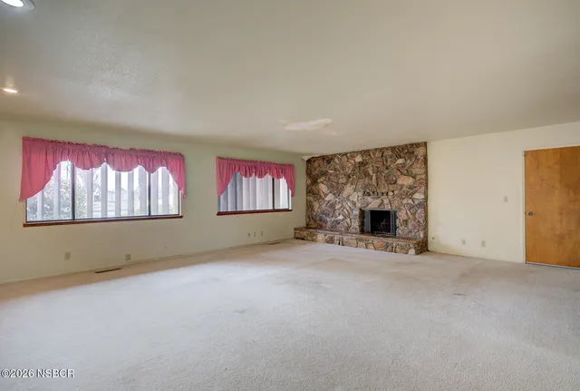 $649,000 | 121 Harsin Lane, Santa Maria, CA 93455