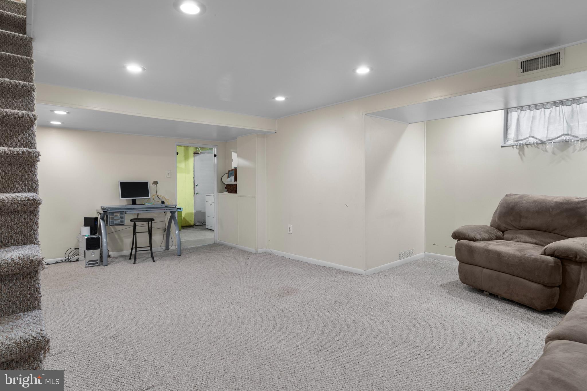 1320 Parklane Road Swarthmore, PA 19081 - Photo 18 of 23