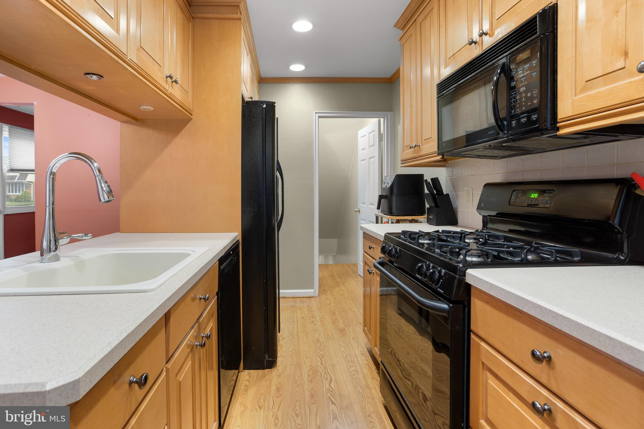 1320 Parklane Road Swarthmore, PA 19081 - Photo 9 of 23