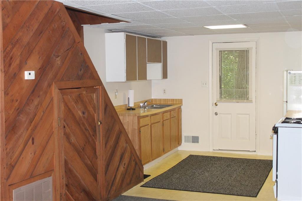 11 Ridgeway Drive McDonald, PA 15057 - Photo 7 of 12 Gallery Image 7