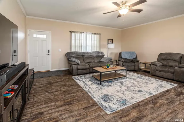 $274,900 | 5673 Arctic Fox Drive, Carterville, IL 62918