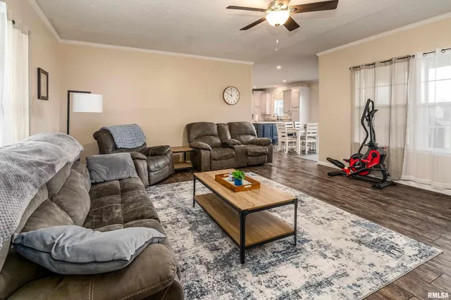 $274,900 | 5673 Arctic Fox Drive, Carterville, IL 62918