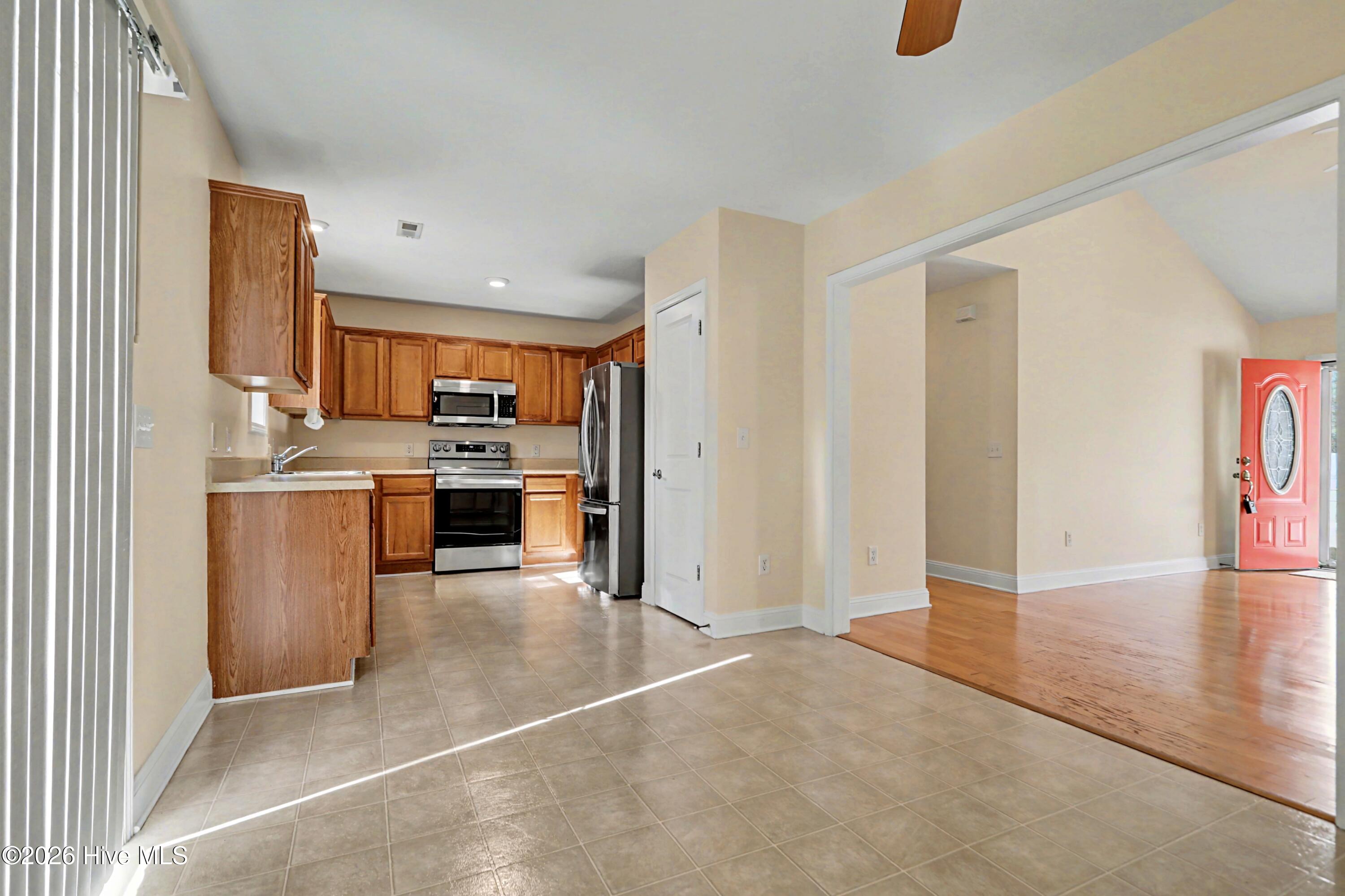 536 Edgewood Road Boiling Spring Lakes, NC 28461 - Photo 6 of 36 HewittProductions44