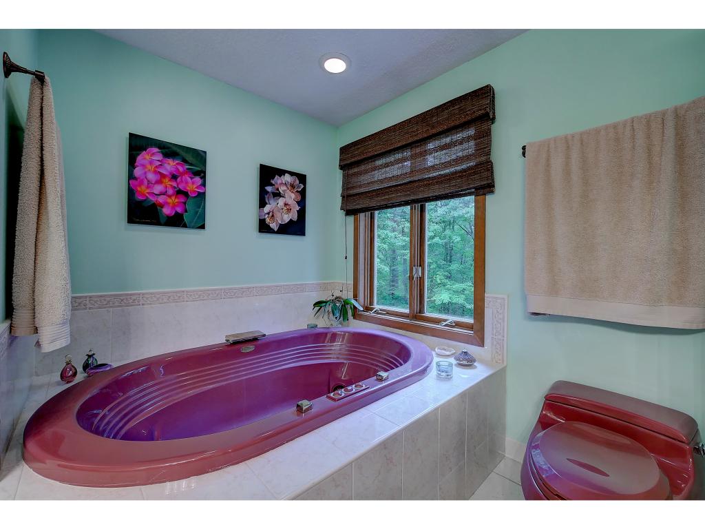 14 Farrwood Road Windham, NH 03087 - Photo 20 of 34