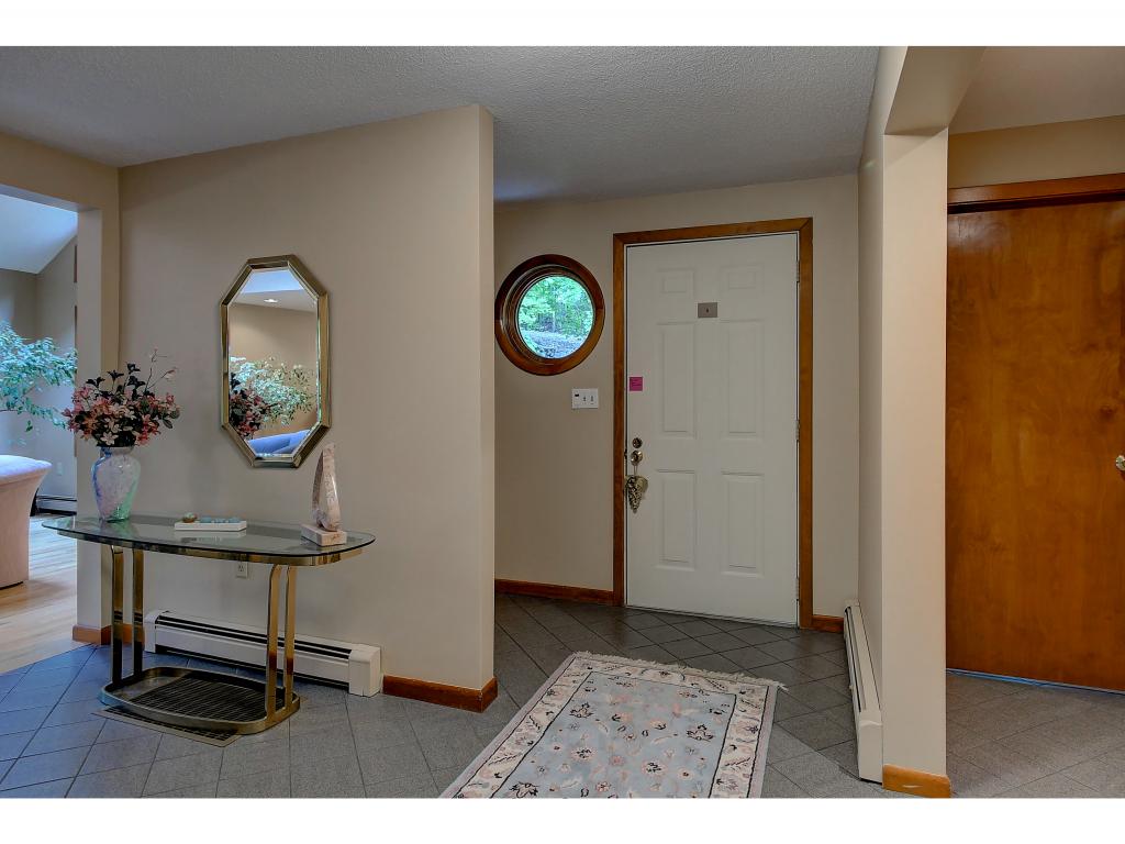 14 Farrwood Road Windham, NH 03087 - Photo 3 of 34