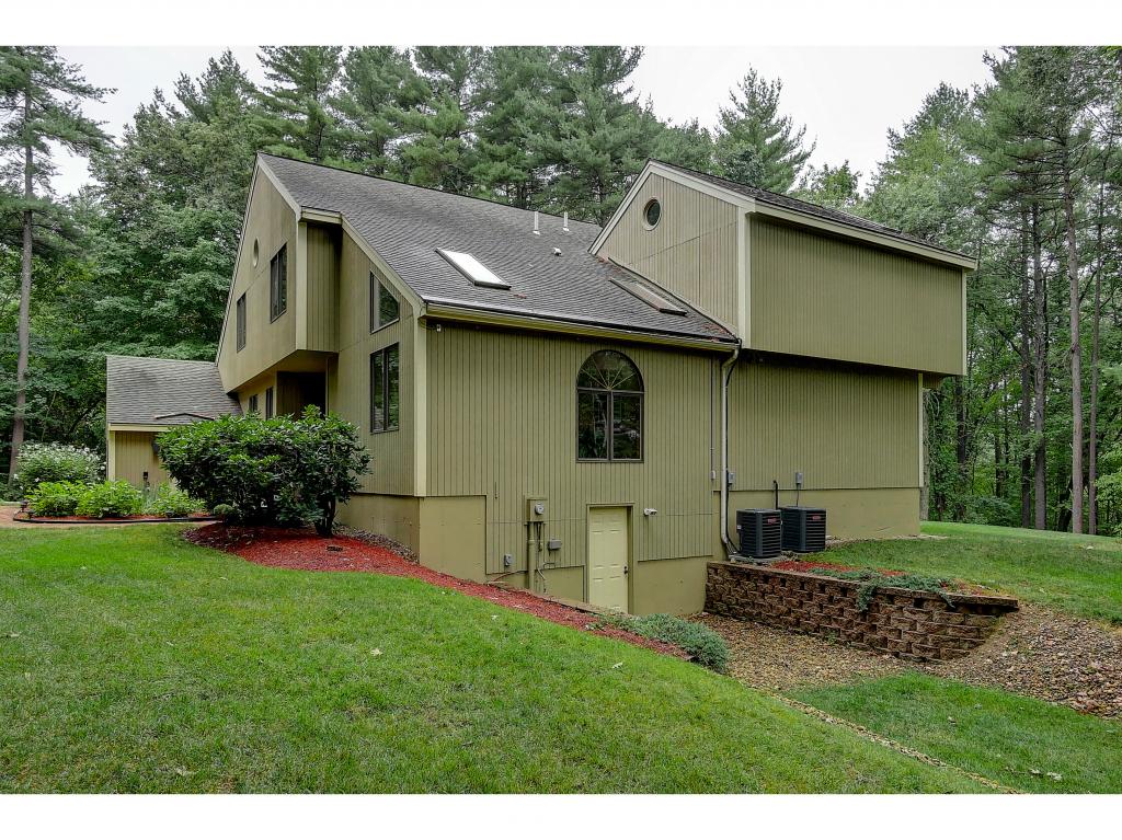 14 Farrwood Road Windham, NH 03087 - Photo 29 of 34
