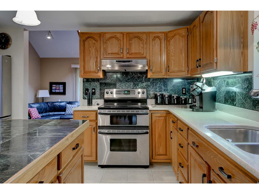 14 Farrwood Road Windham, NH 03087 - Photo 10 of 34