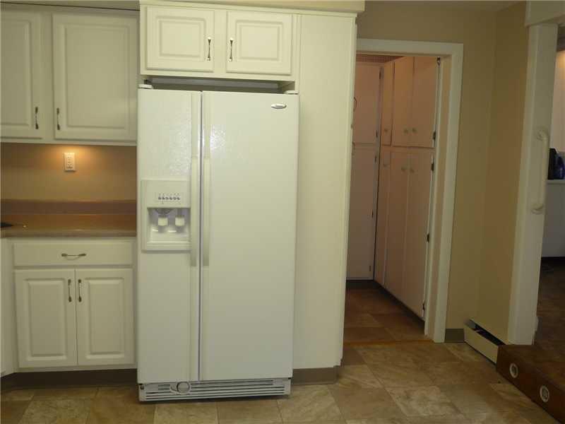 3743 Windover Road Murrysville, PA 15668 - Photo 3 of 25 Kitchen. Included with sale! Built-in oven, cooktop, microwave, refrigerator, and dishwasher