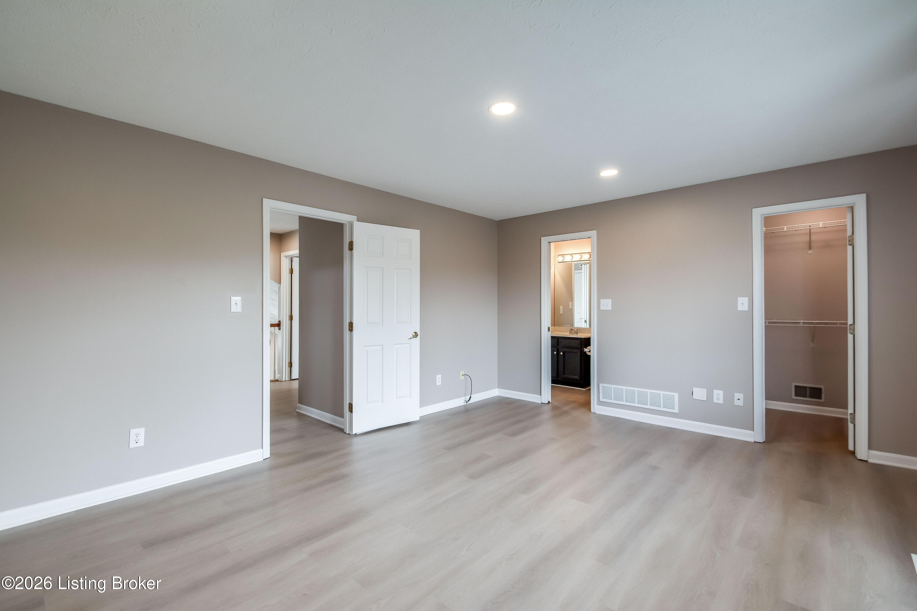 6710 Grandfield Road Louisville, KY 40258 - Photo 16 of 50 6710_Grandfield_Rd_40258_568