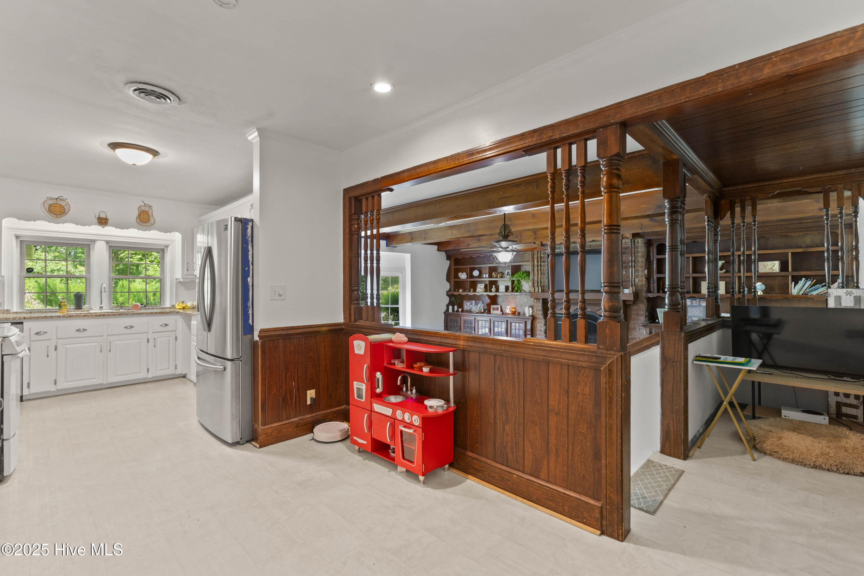 653 Seth Turner Road Albertson, NC 28508 - Photo 8 of 38 Gallery Image 8