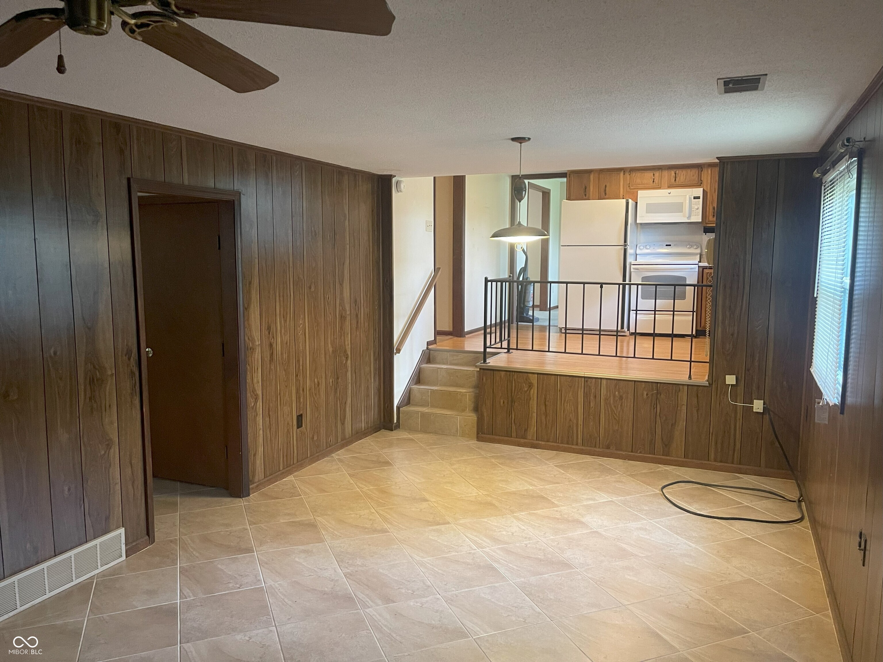 810 East McKenzie Road Greenfield, IN 46140 - Photo 8 of 15 Gallery Image 8