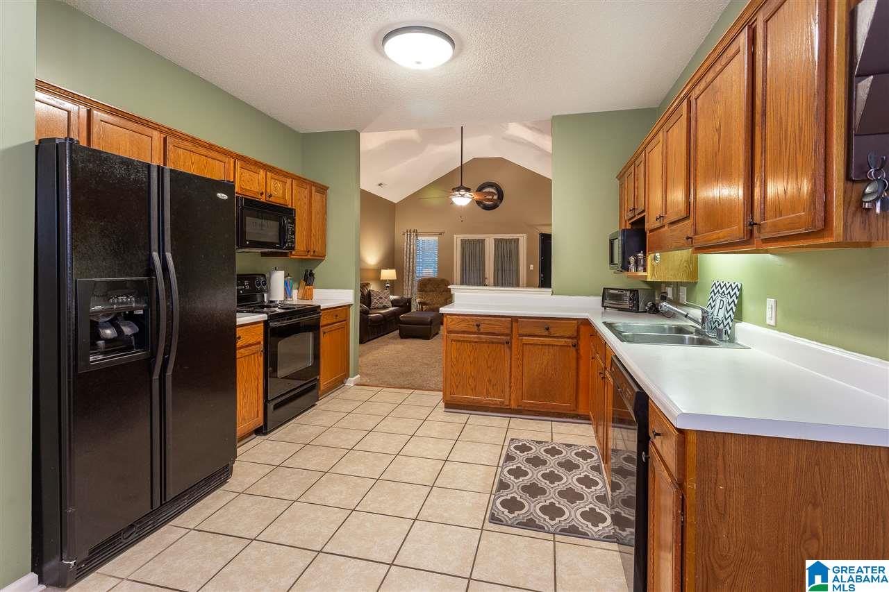 1659 Oliver Road Leeds, AL 35094 - Photo 12 of 34