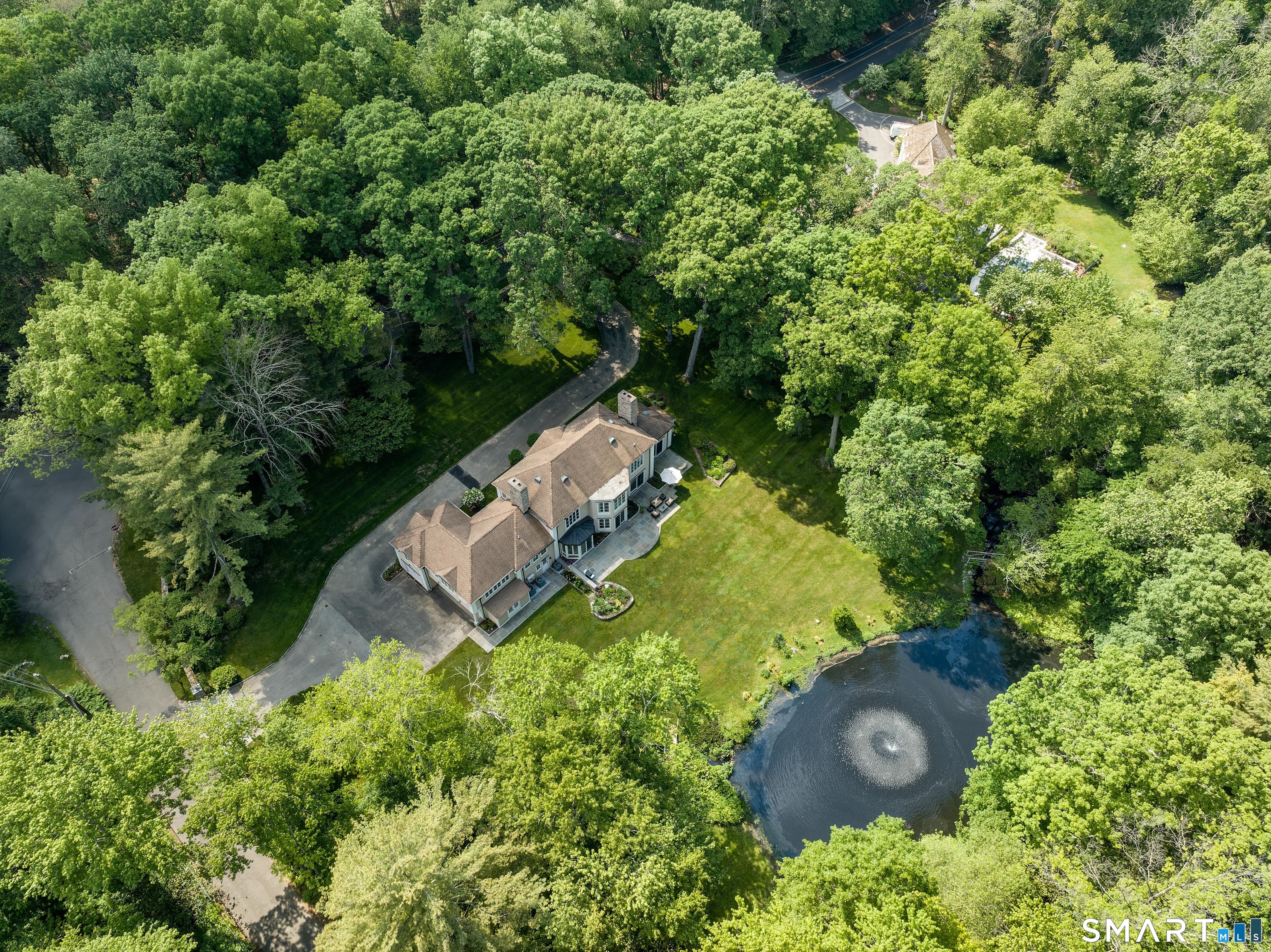 700 Hollow Tree Ridge Road Darien, CT 06820 - Photo 17 of 17 Gallery Image 17
