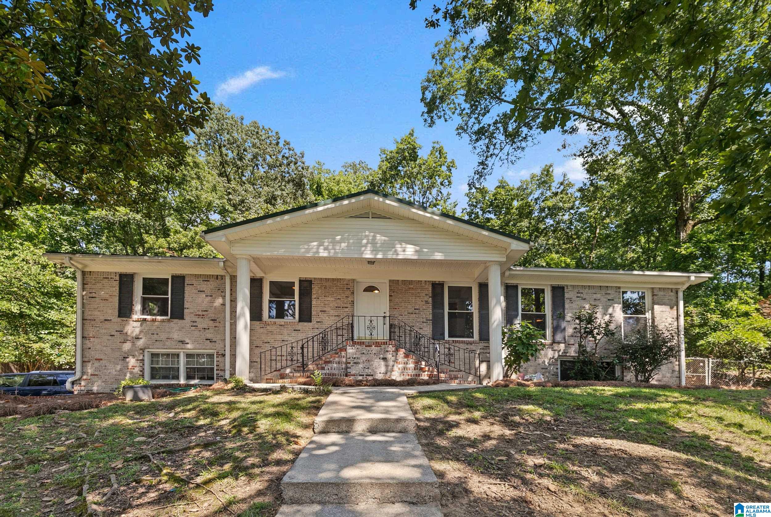 608 Stonehaven Road Birmingham, AL 35226 - Photo 1 of 31