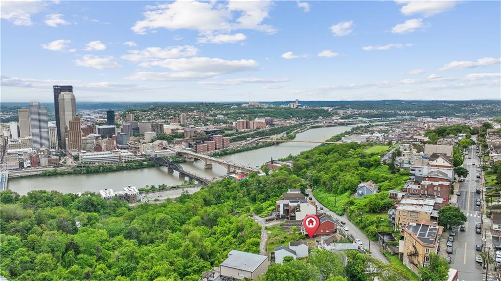 446 William Street Mount Washington, PA 15211 - Photo 20 of 28 an aerial view of residential building and lake