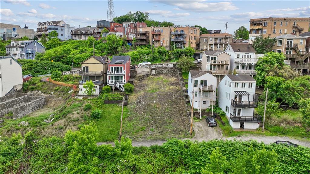 446 William Street Mount Washington, PA 15211 - Photo 10 of 28 a aerial view of multiple houses with a yard