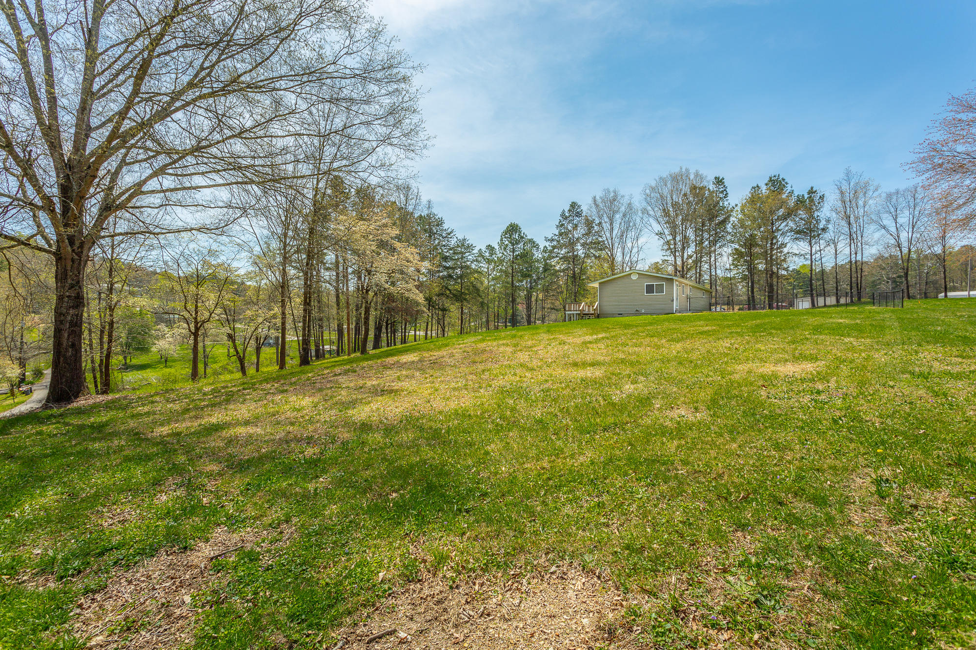 460 Copeland Cemetery Road Soddy Daisy, TN 37379 - Photo 26 of 32 460 Copeland Cemetery Road-25