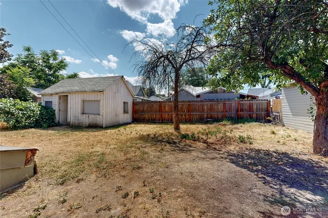 $220,000 | 611 Southwest 3rd Street, Pendleton, OR 97801