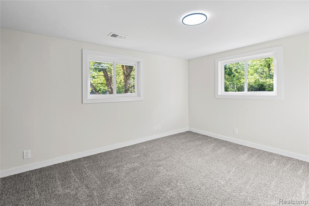 1460 West Silverbell Road Lake Orion, MI 48359 - Photo 55 of 69