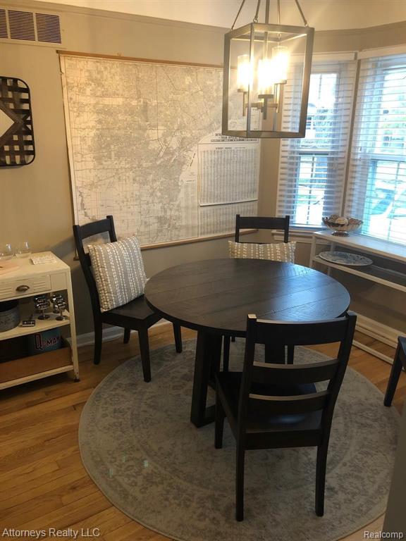 1186 Cambridge Road Berkley, MI 48072 - Photo 3 of 11