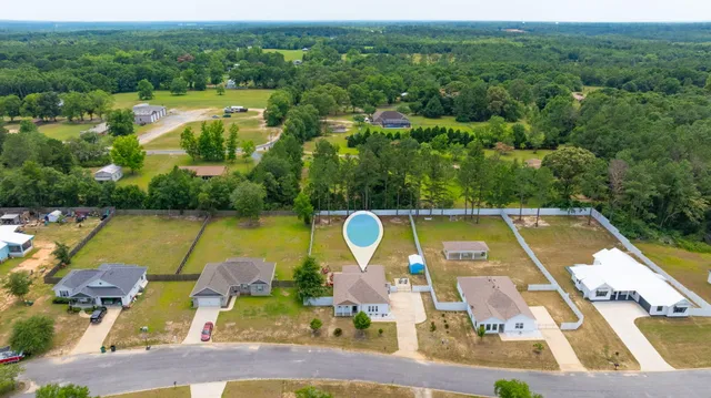 $325,000 | 3120 Pinot Way, Crestview, FL 32536