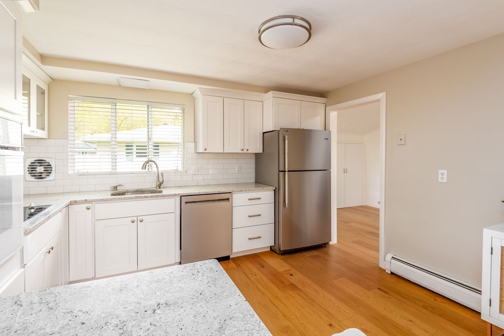 54 Lohnes Road Framingham, MA 01701 - Photo 8 of 28 Gallery Image 8